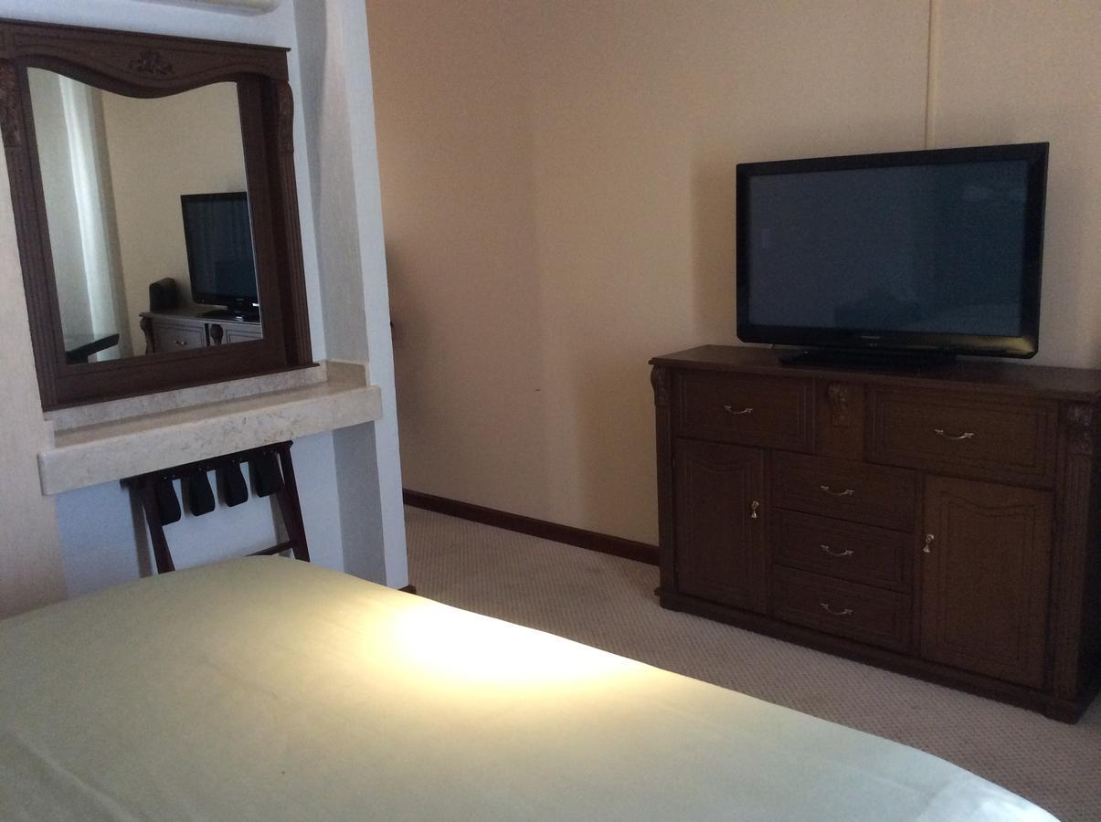 Hotel Candiles Valle de Santiago ภายนอก รูปภาพ