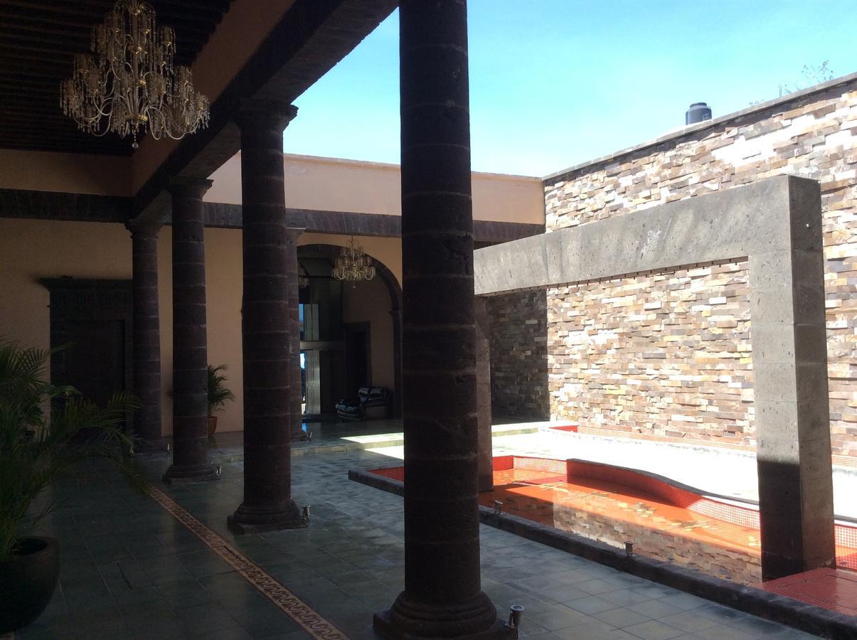 Hotel Candiles Valle de Santiago ภายนอก รูปภาพ
